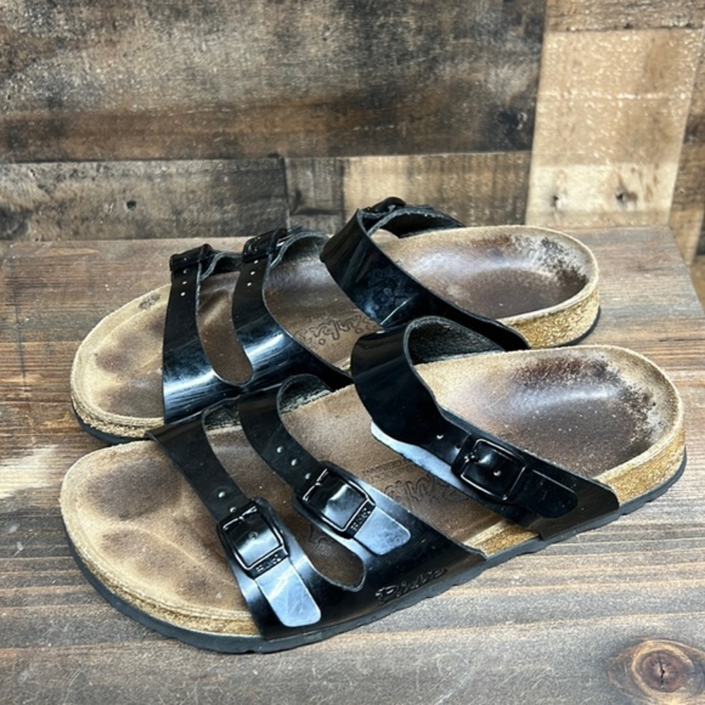 Birkis Black Patent Leather Triple‎ Strap Slide Sandals Women's Size 7